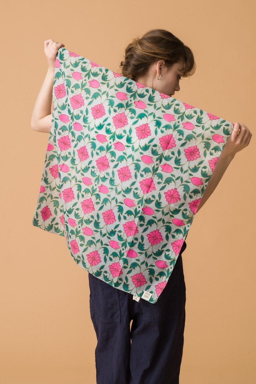 【エスゼット ブロックプリント/SZ Blockprints】のSILK SCARF シルクスカーフ 人気、トレンドファッション・服の通販 founy(ファニー) 　ファッション　Fashion　レディースファッション　Fashion for Women　ストール　Soft & Warm Scarves　マフラー・スヌード / 冬小物の定番　Scarves & Mufflers　シルク　Silk, 100% Silk　スカーフ　Scarf, Neckwear　ストール　Stole, Wrap　プリント　Print, Printed Pattern　マフラー　Scarf, Muffler　ラグジュアリー　Luxury, Elegant　other-2|ID: prp329100004509188 ipo3291000000032801190