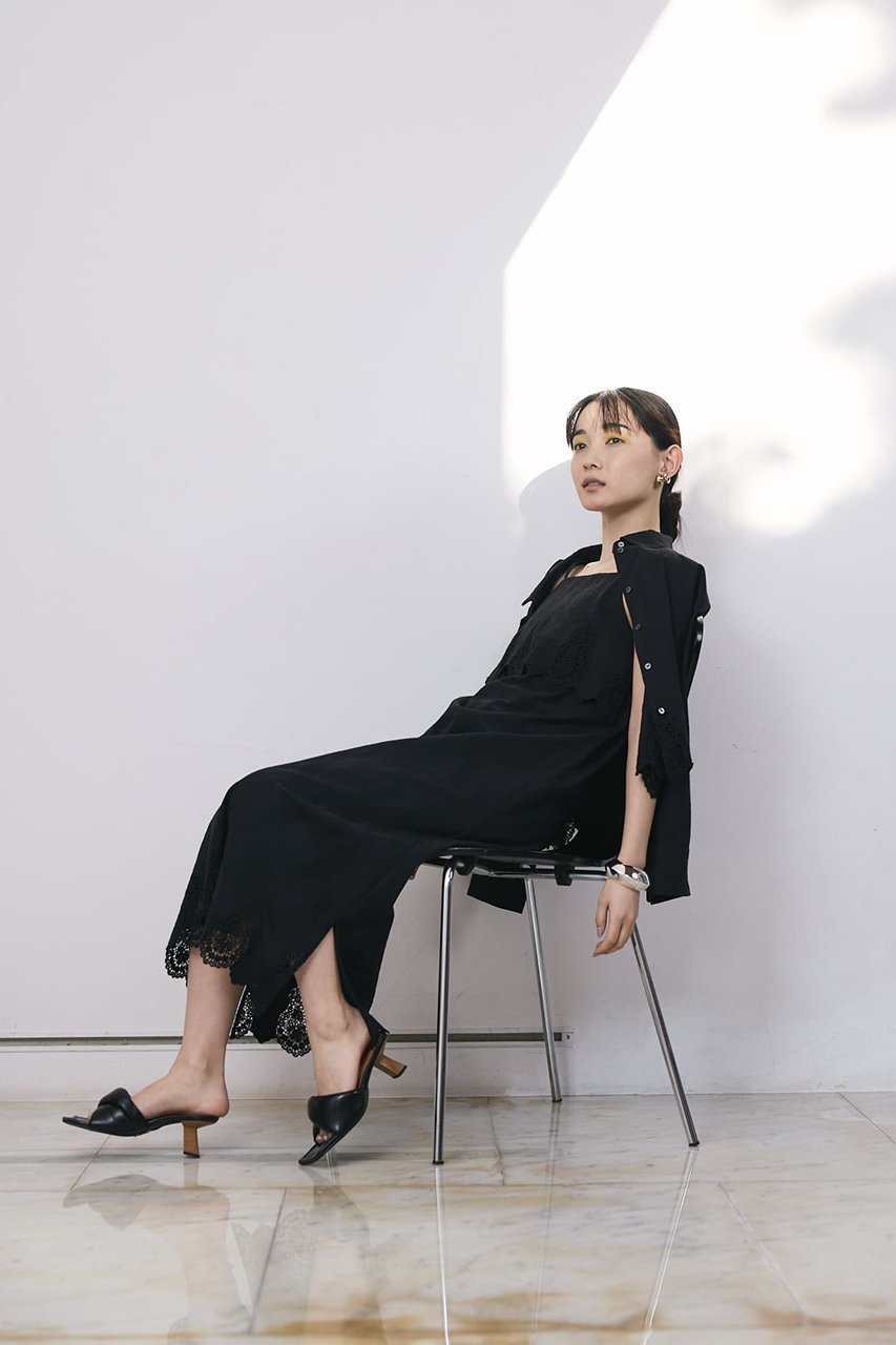 【エストラータ/STRATA】のエンブロイダリースカラップキャミソールワンピース 人気、トレンドファッション・服の通販 founy(ファニー) 　ファッション　Fashion　レディースファッション　Fashion for Women　ワンピース　Dresses　チュニック　Tunic Tops & Dresses　インナー　Innerwear　春　Spring　キャップ　Cap, Baseball Cap　キャミソール　Camisole, Spaghetti Strap Top　スカラップ　Scallop, Scalloped Edge　タンク　Tank Top, Sleeveless Top　チュニック　Tunic, Long Top　デニム　Denim, Jeans Material　バランス　Balance, Style Balance　ヨーク　Yoke, Yoke Design　ラップ　Wrap, Wrap Design　リゾート　Resort, Vacation Style　S/S・春夏　SS, Spring/Summer, Warm Season　おすすめ　Recommended / Our Picks　夏　Summer　other-7|ID: prp329100004510904 ipo3291000000032806406