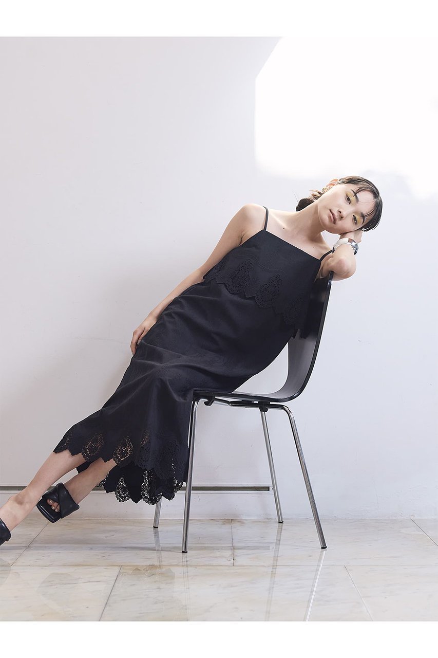 【エストラータ/STRATA】のエンブロイダリースカラップキャミソールワンピース 人気、トレンドファッション・服の通販 founy(ファニー) 　ファッション　Fashion　レディースファッション　Fashion for Women　ワンピース　Dresses　チュニック　Tunic Tops & Dresses　インナー　Innerwear　春　Spring　キャップ　Cap, Baseball Cap　キャミソール　Camisole, Spaghetti Strap Top　スカラップ　Scallop, Scalloped Edge　タンク　Tank Top, Sleeveless Top　チュニック　Tunic, Long Top　デニム　Denim, Jeans Material　バランス　Balance, Style Balance　ヨーク　Yoke, Yoke Design　ラップ　Wrap, Wrap Design　リゾート　Resort, Vacation Style　S/S・春夏　SS, Spring/Summer, Warm Season　おすすめ　Recommended / Our Picks　夏　Summer　other-8|ID: prp329100004510904 ipo3291000000032806407