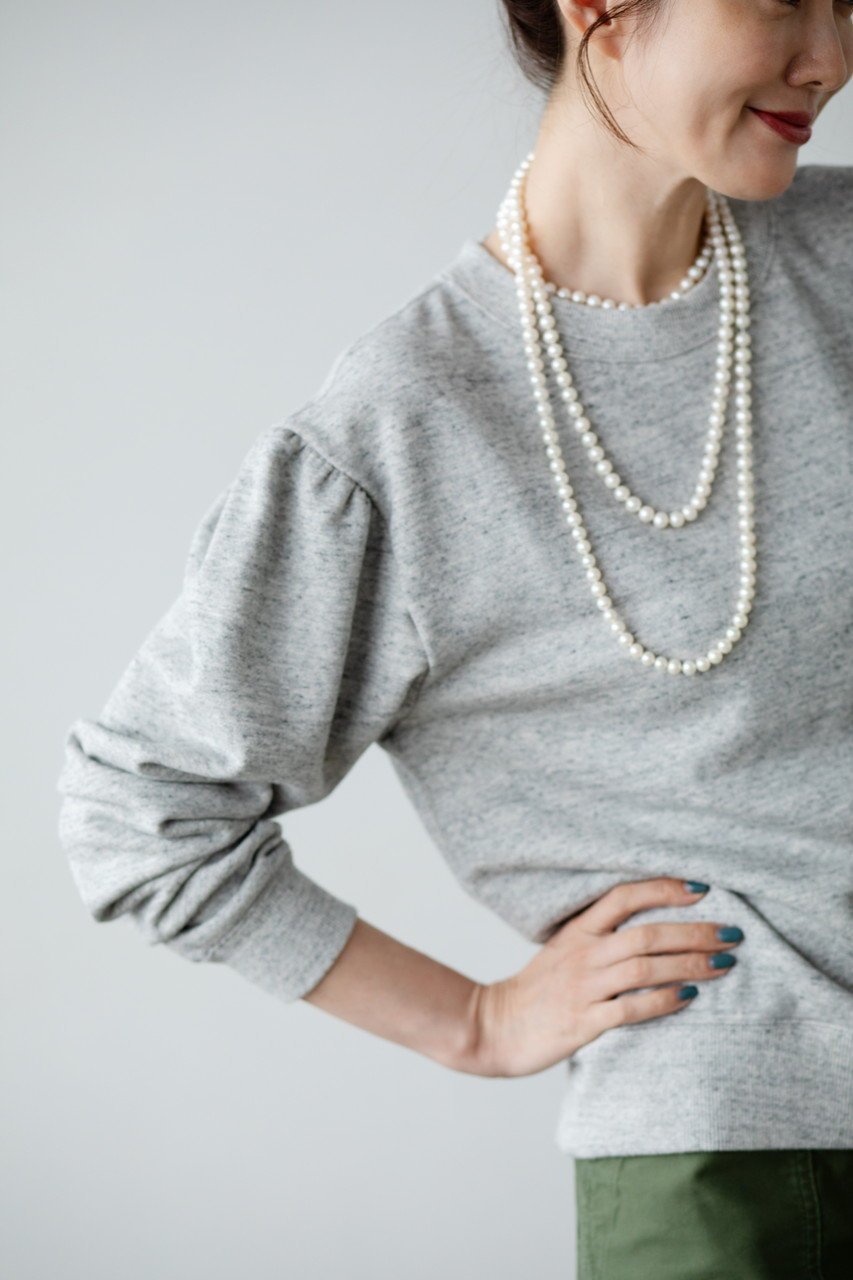 【マイ ウィークネス/MY WEAKNESS】のOlja Sweat Shirt 人気、トレンドファッション・服の通販 founy(ファニー) 　ファッション　Fashion　レディースファッション　Fashion for Women　トップス・カットソー　Cut & Sew Tops　ニット　Knit Tops & Sweaters　シャツ・ブラウス・オフィスカジュアル　Elegant Blouses & Button-Ups　レディースパーカー・カジュアルフーディー　Casual Hoodies & Sweatshirts　ロングTシャツ・Tシャツ　Longline T-Shirts & Tees　カジュアルプルオーバー・ニットトップス　Pullovers & Knit Tops / Casual Pullovers　スウェット・クルーネックトップス　Sweatshirts & Crewnecks / Relaxed Fit Sweat Tops　ギャザー　Gathered, Ruffled　ショルダー　Shoulder, Shoulder Strap　スウェット / スエット　Sweatshirt, Sweatwear　ドロップ　Drop Shoulder, Dropped Style　フェミニン　Feminine, Girly　other-6|ID: prp329100004510922 ipo3291000000032922142