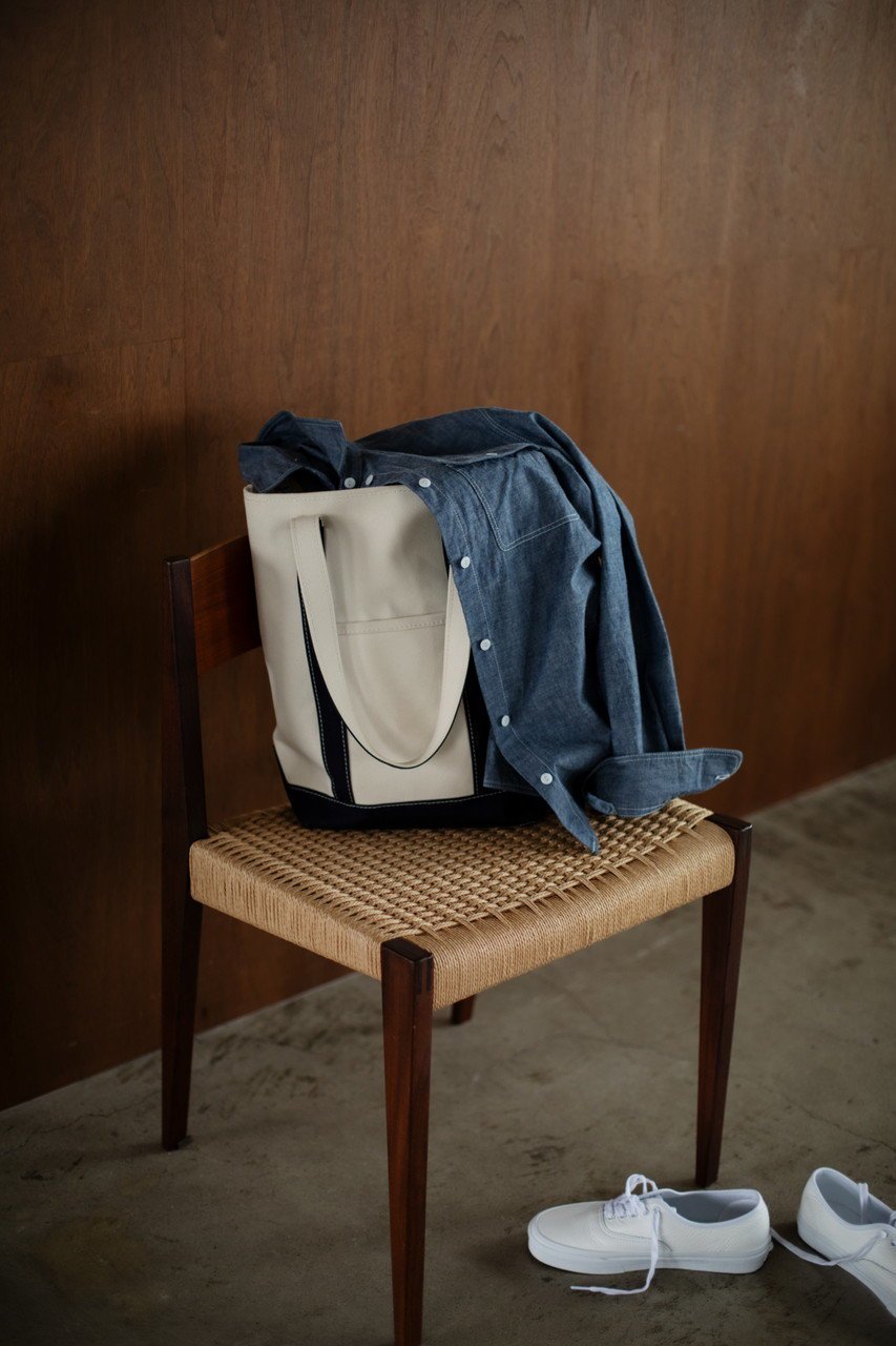 【マイ ウィークネス/MY WEAKNESS】のSham Shirt 人気、トレンドファッション・服の通販 founy(ファニー) 　ファッション　Fashion　レディースファッション　WOMEN　トップス・カットソー　Tops/Tshirt　シャツ/ブラウス　Shirts/Blouses　クラシカル　Classical　シャンブレー　Chambray　スリーブ　Sleeve　チェーン　Chain　バランス　Balance　フィット　Fit　フラップ　Flap　ポケット　Pocket　ロング　Long　NEW・新作・新着・新入荷　New Arrivals　other-6|ID: prp329100004510926 ipo3291000000031861319