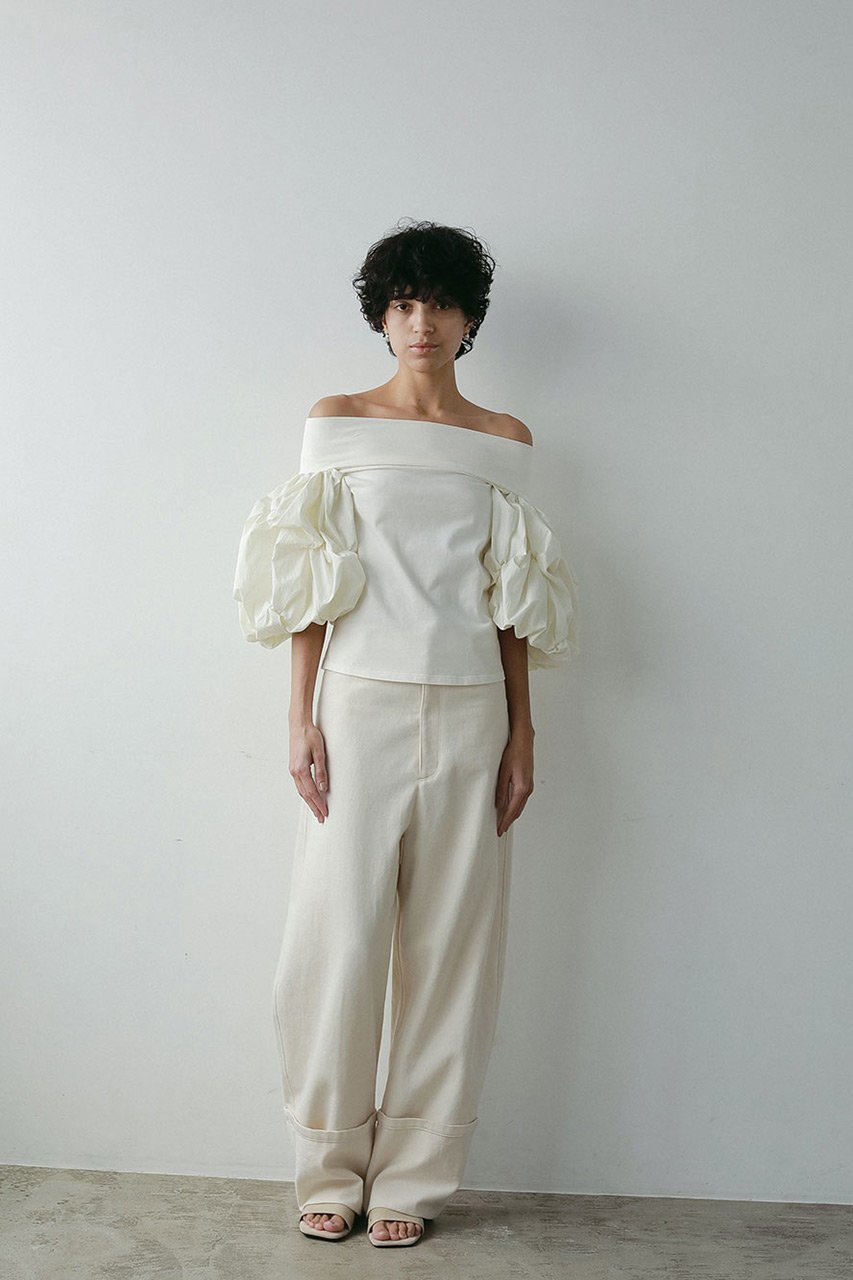 【ハー/HER.】の【5/1 12:00販売開始】ボリュームスリーブカットトップス 人気、トレンドファッション・服の通販 founy(ファニー) 　ファッション　Fashion　レディースファッション　WOMEN　トップス・カットソー　Tops/Tshirt　シャツ/ブラウス　Shirts/Blouses　ロング / Tシャツ　T-Shirts　カットソー　Cut and Sewn　ボリュームスリーブ / フリル袖　Volume Sleeve　おすすめ　Recommend　カットソー　Cut And Sew　ショート　Short　スリーブ　Sleeve　NEW・新作・新着・新入荷　New Arrivals　other-7|ID: prp329100004510932 ipo3291000000031861375