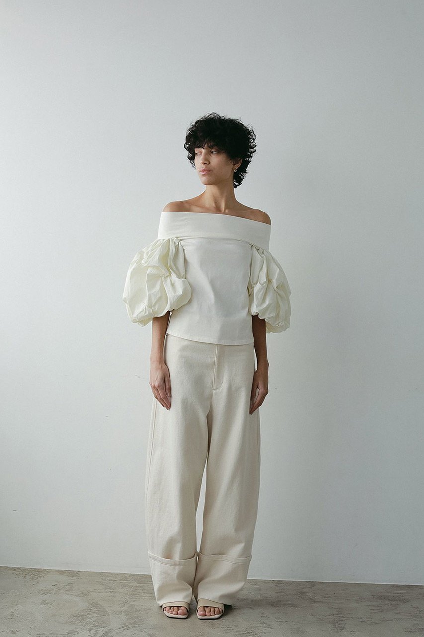 【ハー/HER.】のボリュームスリーブカットトップス 人気、トレンドファッション・服の通販 founy(ファニー) 　ファッション　Fashion　レディースファッション　Fashion for Women　トップス・カットソー　Cut & Sew Tops　シャツ・ブラウス・オフィスカジュアル　Elegant Blouses & Button-Ups　ロングTシャツ・Tシャツ　Longline T-Shirts & Tees　カットソー・ベーシックTシャツ　Cut-and-Sewn Tops / Stretch Tees & Basics　ボリューム袖・フリルスリーブブラウス　Voluminous & Ruffle Sleeves / Puffy Sleeve Tops　おすすめ　Recommended / Our Picks　カットソー　Cut and Sewn Top　ショート　Short, Short Length　スリーブ　Sleeve, Long Sleeve / Short Sleeve　other-7|ID: prp329100004510932 ipo3291000000032841715
