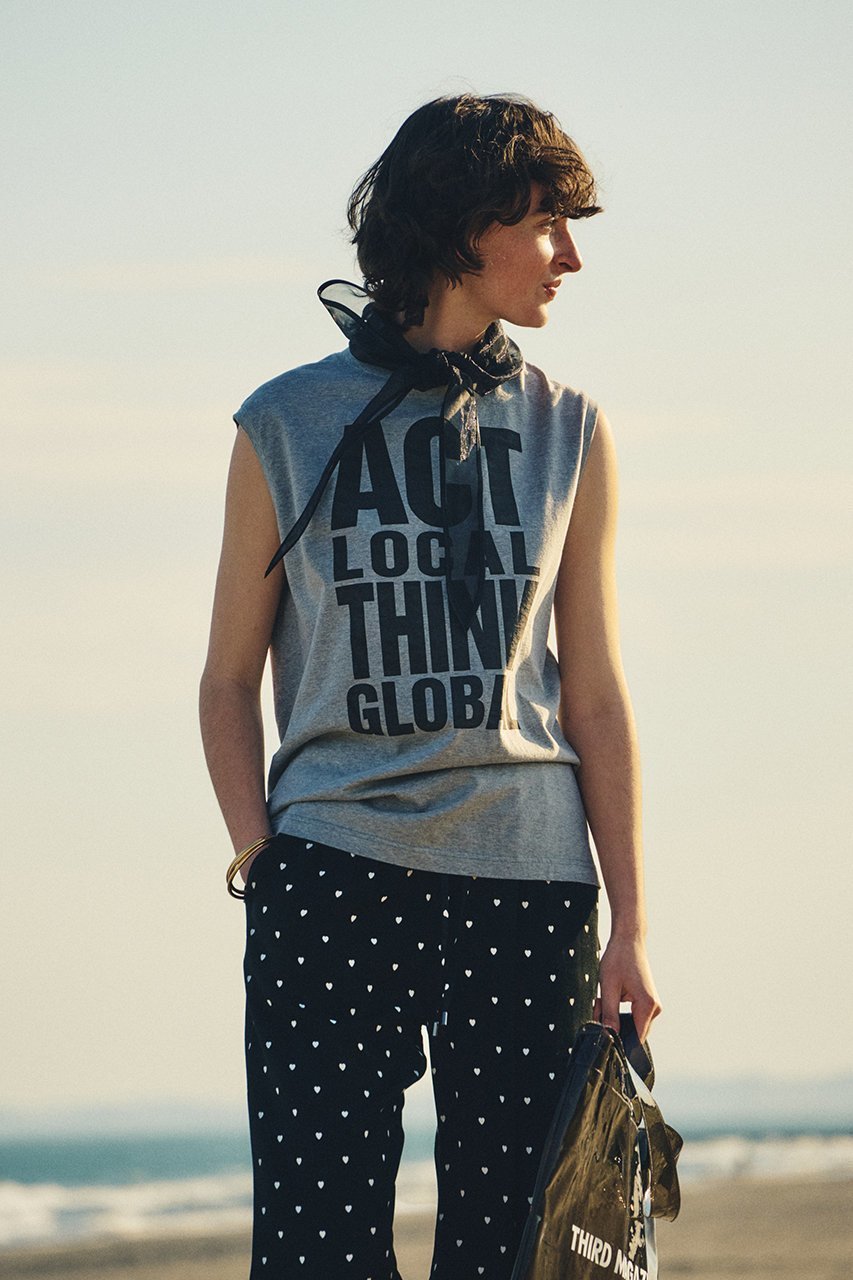 【サードマガジン/THIRD MAGAZINE】の【KATHARINE HAMNETT x THIRD MAGAZINE】限定ノースリーブTシャツ 人気、トレンドファッション・服の通販 founy(ファニー) 　ファッション　Fashion　レディースファッション　Fashion for Women　トップス・カットソー　Cut & Sew Tops　キャミソール&ノースリーブ　Camisoles & Sleeveless Tops　シャツ・ブラウス・オフィスカジュアル　Elegant Blouses & Button-Ups　ロングTシャツ・Tシャツ　Longline T-Shirts & Tees　カットソー・ベーシックTシャツ　Cut-and-Sewn Tops / Stretch Tees & Basics　コラボ　Collaboration, Collab　ショート　Short, Short Length　スリーブ　Sleeve, Long Sleeve / Short Sleeve　ノースリーブ　Sleeveless, No-Sleeve　バランス　Balance, Style Balance　ビンテージ　Vintage, Retro Style　プリント　Print, Printed Pattern　other-7|ID: prp329100004510937 ipo3291000000035474917