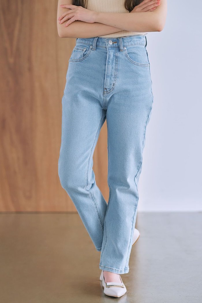 【エストラータ/STRATA】の【COHINA】DENIM スリムストレート インテリア・キッズ・メンズ・レディースファッション・服の通販 founy(ファニー) https://founy.com/ ファッション Fashion レディースファッション Fashion for Women パンツ Pants & Trousers デニムパンツ・ジーンズ・美脚デニム Denim Jeans & Pants インディゴ Indigo Denim コンパクト Compact, Small Size ストレッチ Stretch, Stretchy Fabric ストレート Straight, Straight Cut スリム Slim, Slim Fit デニム Denim, Jeans Material 定番 Standard, Basic Item フェミニン Feminine, Girly ポケット Pocket, Pocket Detail メッシュ Mesh, Net Fabric |ID: prp329100004510952 ipo3291000000035656620