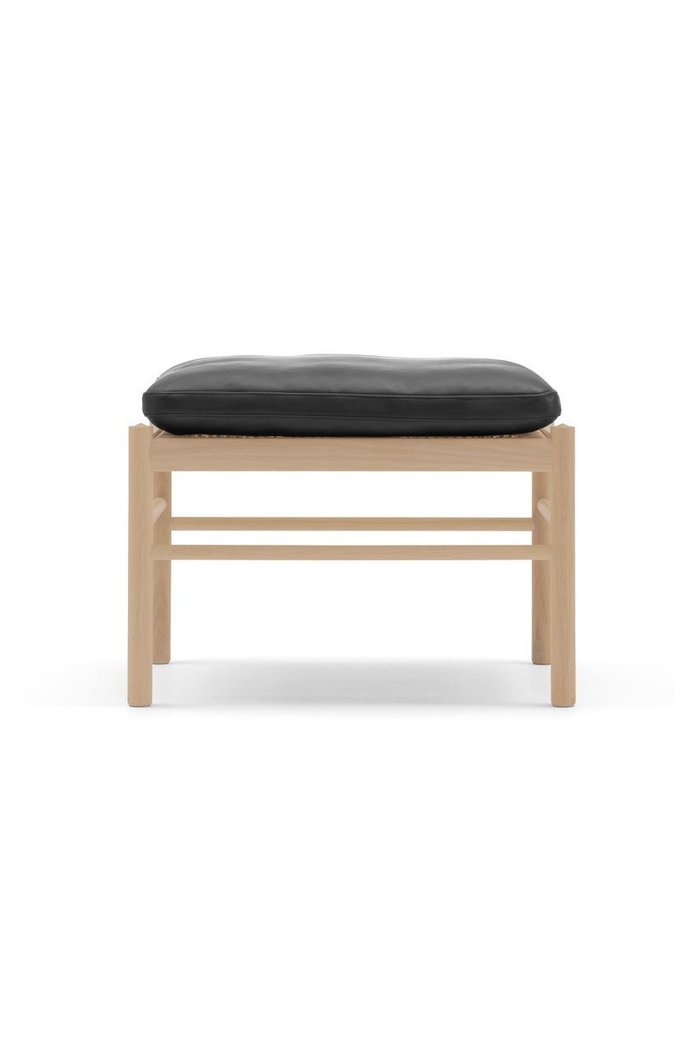 【カール ハンセン&サン/CARL HANSEN & SON / GOODS】のOW149F コロニアル フットスツール オーク/オイル【メーカー取り寄せ】 インテリア・キッズ・メンズ・レディースファッション・服の通販 founy(ファニー) https://founy.com/ エレガント 上品 Elegant オイル Oil クラシック Classic シンプル Simple 人気 Popularity バランス Balance モダン Modern NEW・新作・新着・新入荷 New Arrivals ビジネス 仕事 通勤 Business |ID: prp329100004511022 ipo3291000000031862250