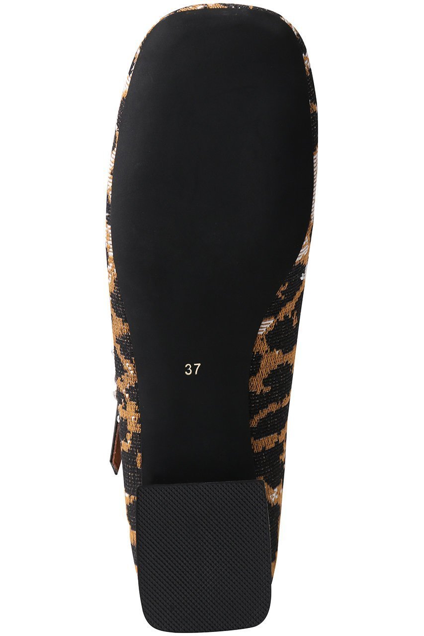 【ダニエラ アンド ジェマ/Daniella & GEMMA】のワイドスクエアスタッズメリージェーンパンプス 人気、トレンドファッション・服の通販 founy(ファニー) 　ファッション　Fashion　レディースファッション　Fashion for Women　クッション　Cushion, Throw Pillow　シルバー　Silver, Metallic Silver　スタッズ　Studs, Metal Accents　フラット　Flat, Flat Shoes　ラップ　Wrap, Wrap Design　レオパード　Leopard, Animal Print　other-7|ID: prp329100004512258 ipo3291000000035742481