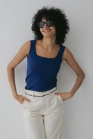 【デザイン ワークス/DESIGN WORKS】の2WAYスクエアネックタンクトップ 人気、トレンドファッション・服の通販 founy(ファニー) ファッション Fashion レディースファッション Fashion for Women トップス・カットソー Cut & Sew Tops ニット Knit Tops & Sweaters カジュアルプルオーバー・ニットトップス Pullovers & Knit Tops / Casual Pullovers インナー Innerwear ジャケット Jacket, Outerwear センター Center, Center Line タンク Tank Top, Sleeveless Top フィット Fit, Slim Fit |ID:prp329100004513391