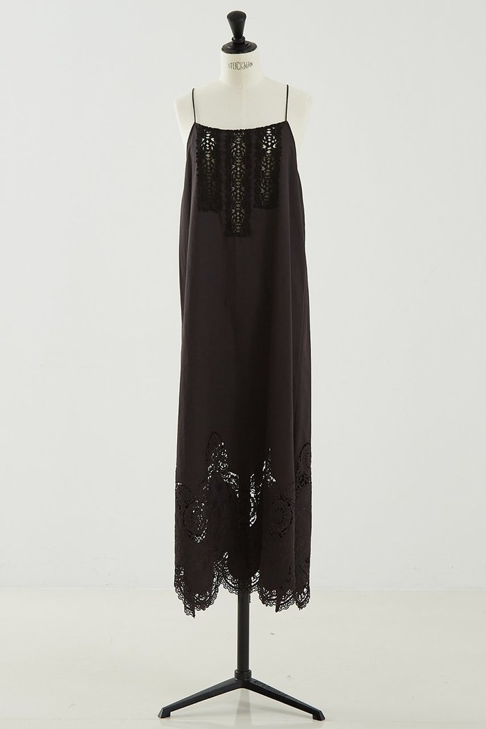 【デザイン ワークス/DESIGN WORKS】の【BEAUVET】エンブロイダリーレースキャミドレス インテリア・キッズ・メンズ・レディースファッション・服の通販 founy(ファニー) https://founy.com/ ファッション Fashion レディースファッション Fashion for Women ワンピース Dresses フォーマル・パーティードレス・結婚式用ドレス Elegant & Casual Dresses チュニック Tunic Tops & Dresses なめらか Smooth, Silky Texture キャミソール Camisole, Spaghetti Strap Top ケミカル Chemical, Chemical Wash チュニック Tunic, Long Top ドレス Dress, One-Piece レース Lace, Lace Fabric ロング Long, Long-Length |ID: prp329100004513395 ipo3291000000034954706