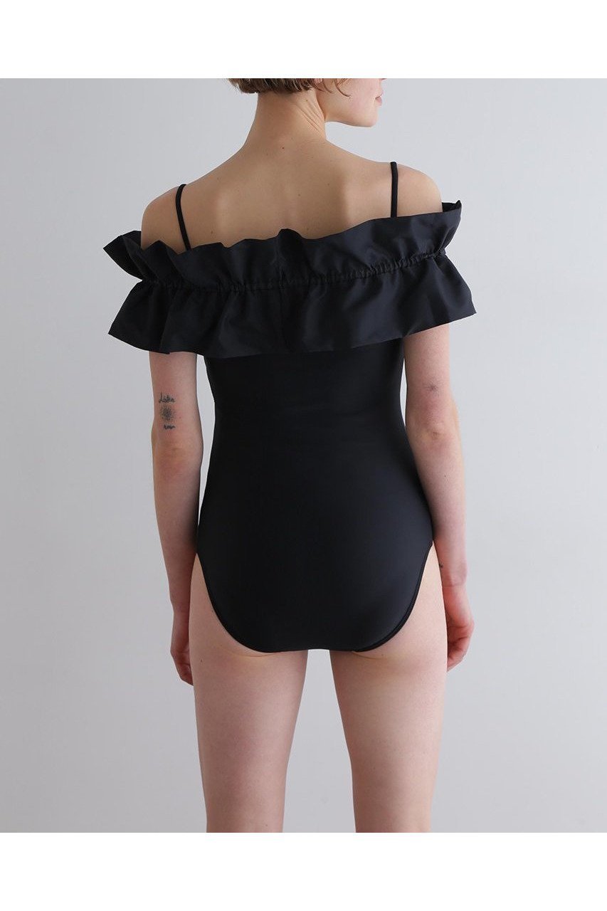 【ル フィル/LE PHIL】のフリルOP水着 人気、トレンドファッション・服の通販 founy(ファニー) 　ファッション　Fashion　レディースファッション　WOMEN　水着　Swimwear　水着　Swimwear　オフショルダー　Off Shoulder　シンプル　Simple　スタンダード　Standard　スポーツ　Sports　フリル　Frills　ラップ　Wrap　水着　Swimsuit　other-4|ID: prp329100004513399 ipo3291000000031901787