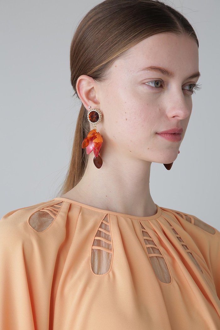 【アドーア/ADORE】のマーブルアクリルペタルイヤリング インテリア・キッズ・メンズ・レディースファッション・服の通販 founy(ファニー) https://founy.com/ ファッション Fashion レディースファッション Fashion for Women ジュエリー Jewelry ファッションリング Fashion Rings イヤリング・フープ・ドロップタイプ Hoop, Drop & Clip Earrings アクリル Acrylic Material イヤリング Earrings マーブル Marble, Marble Pattern モチーフ Motif, Design Theme 再入荷 Restock / Back in Stock |ID: prp329100004513401 ipo3291000000034990442