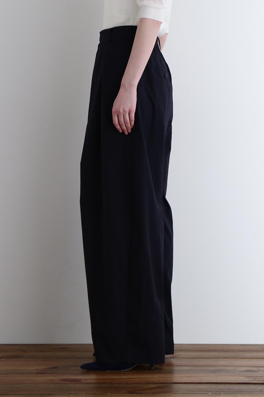 【ル フィル/LE PHIL】のクリスピーナイロンパンツ 人気、トレンドファッション・服の通販 founy(ファニー) 　ファッション　Fashion　レディースファッション　Fashion for Women　パンツ　Pants & Trousers　おすすめ　Recommended / Our Picks　クロップド　Cropped, Short Length　コンパクト　Compact, Small Size　シンプル　Simple, Minimal　セットアップ　Set-Up, Coordinated Outfit　プリーツ　Pleats, Pleated　リップ　Lip, Lip Motif　ワイド　Wide, Wide Fit　other-6|ID: prp329100004513486 ipo3291000000035700050