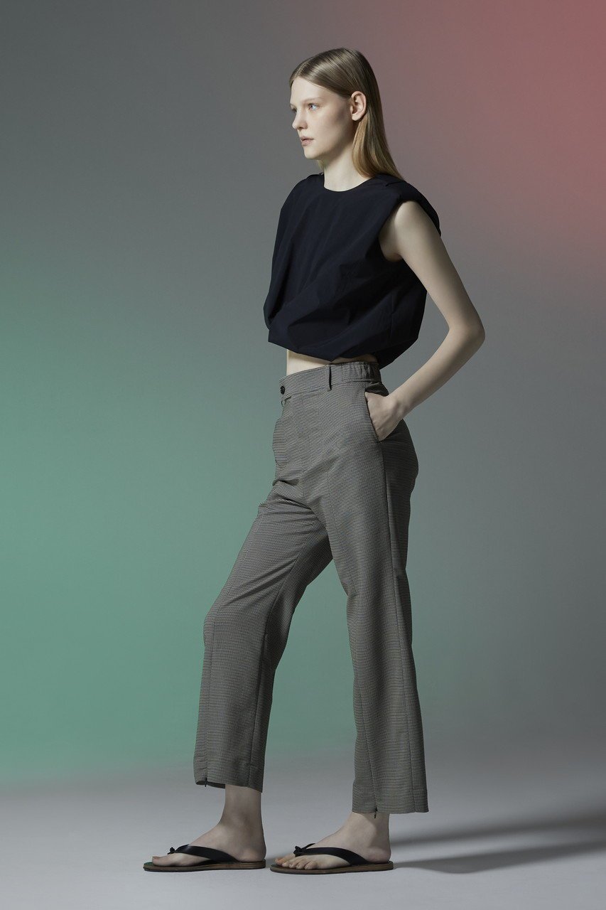 【ティーチ/TEECHI】のショルダーパッドブラウス 人気、トレンドファッション・服の通販 founy(ファニー) 　ファッション　Fashion　レディースファッション　Fashion for Women　トップス・カットソー　Cut & Sew Tops　キャミソール&ノースリーブ　Camisoles & Sleeveless Tops　シャツ・ブラウス・オフィスカジュアル　Elegant Blouses & Button-Ups　ショルダー　Shoulder, Shoulder Strap　ショート　Short, Short Length　タイトスカート　Pencil Skirt, Tight Skirt　ノースリーブ　Sleeveless, No-Sleeve　ボックス　Boxy, Box Shape　夏　Summer　other-6|ID: prp329100004516133 ipo3291000000036070601