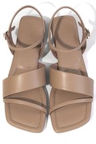 【ダニエラ アンド ジェマ/Daniella & GEMMA】のスクエアトゥストラップサンダル 人気、トレンドファッション・服の通販 founy(ファニー) ファッション Fashion レディースファッション WOMEN アシンメトリー Asymmetry クッション Cushion サマー Summer サンダル Sandals シンプル Simple ラップ Wrap NEW・新作・新着・新入荷 New Arrivals thumbnail ベージュ|ID: prp329100004517398 ipo3291000000031928727
