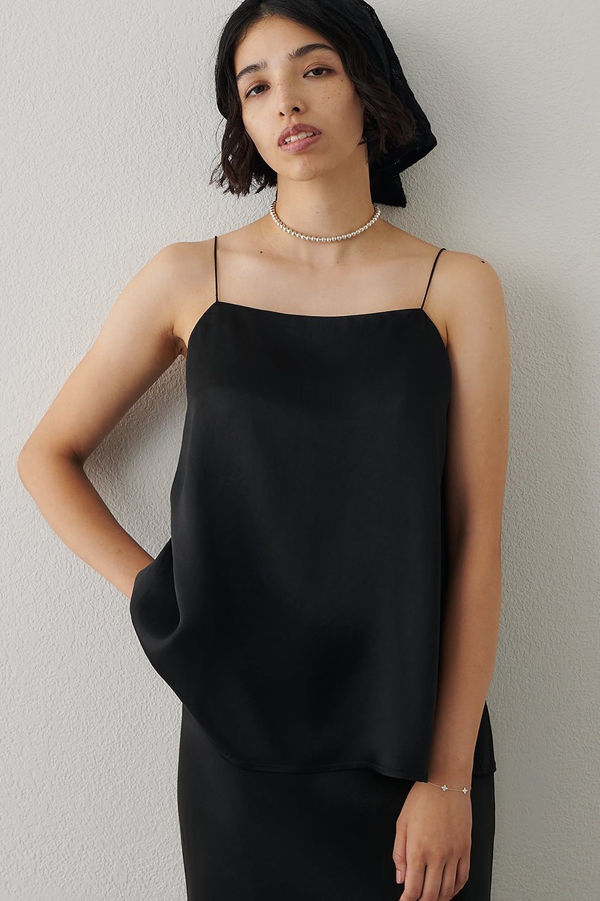 【ウィムガゼット/Whim Gazette】のサテンキャミソール インテリア・キッズ・メンズ・レディースファッション・服の通販 founy(ファニー) ファッション Fashion レディースファッション Fashion for Women トップス・カットソー Cut & Sew Tops キャミソール&ノースリーブ Camisoles & Sleeveless Tops シャツ・ブラウス・オフィスカジュアル Elegant Blouses & Button-Ups おすすめ Recommended / Our Picks エレガント 上品 Elegant キャミソール Camisole, Spaghetti Strap Top サテン Satin, Glossy Fabric スクエア Square, Square Shape セットアップ Set-Up, Coordinated Outfit ノースリーブ Sleeveless, No-Sleeve 吸水 Absorbent, Quick-Dry ブラック|ID: prp329100004520332 ipo3291000000034255105