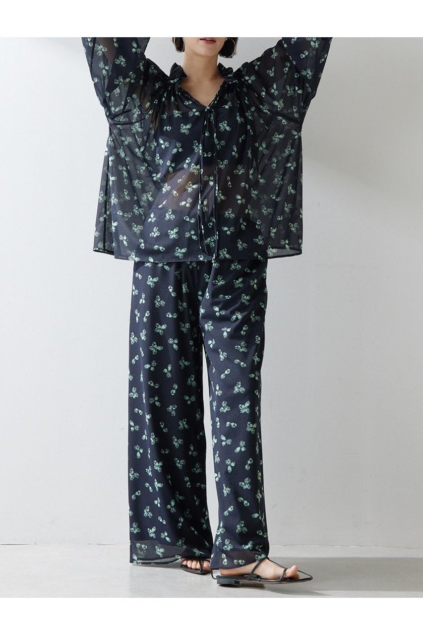 【ウィムガゼット/Whim Gazette】のシアーフラワーギャザーブラウス 人気、トレンドファッション・服の通販 founy(ファニー) 　ファッション　Fashion　レディースファッション　WOMEN　トップス・カットソー　Tops/Tshirt　シャツ/ブラウス　Shirts/Blouses　おすすめ　Recommend　シアー　Sheer　シフォン　Chiffon　ストレッチ　Stretch　スリーブ　Sleeve　セットアップ　Set Up　デニム　Denim　ロング　Long　ヴィンテージ　Vintage　エレガント 上品　Elegant　NEW・新作・新着・新入荷　New Arrivals　other-2|ID: prp329100004520335 ipo3291000000031960835