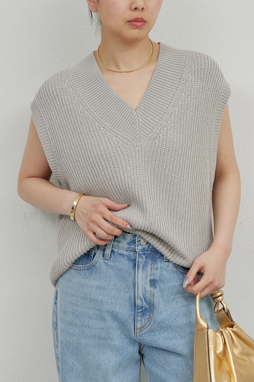 【ガリャルダガランテ/GALLARDAGALANTE】の畦Vベスト 人気、トレンドファッション・服の通販 founy(ファニー) 　ファッション　Fashion　レディースファッション　WOMEN　アウター　Coat Outerwear　ジャケット　Jackets　おすすめ　Recommend　シンプル　Simple　ジャケット　Jacket　ベスト　Vest　ボトム　Bottom　レース　Race　NEW・新作・新着・新入荷　New Arrivals　畦　Ridge　 other-1|ID: prp329100004520348 ipo3291000000031960942