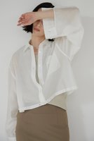【ガリャルダガランテ/GALLARDAGALANTE】の2WAYクロップドシャツ 人気、トレンドファッション・服の通販 founy(ファニー) ファッション Fashion レディースファッション WOMEN トップス・カットソー Tops/Tshirt シャツ/ブラウス Shirts/Blouses クロップド Cropped シアー Sheer スリーブ Sleeve トレンド Trend ロング Long 夏 Summer NEW・新作・新着・新入荷 New Arrivals |ID:prp329100004520377