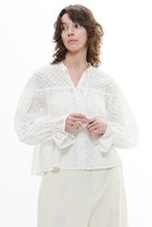 【プレインピープル/PLAIN PEOPLE】のレースショート丈ブラウス ホワイト|ID: prp329100004522208 ipo3291000000036370917
