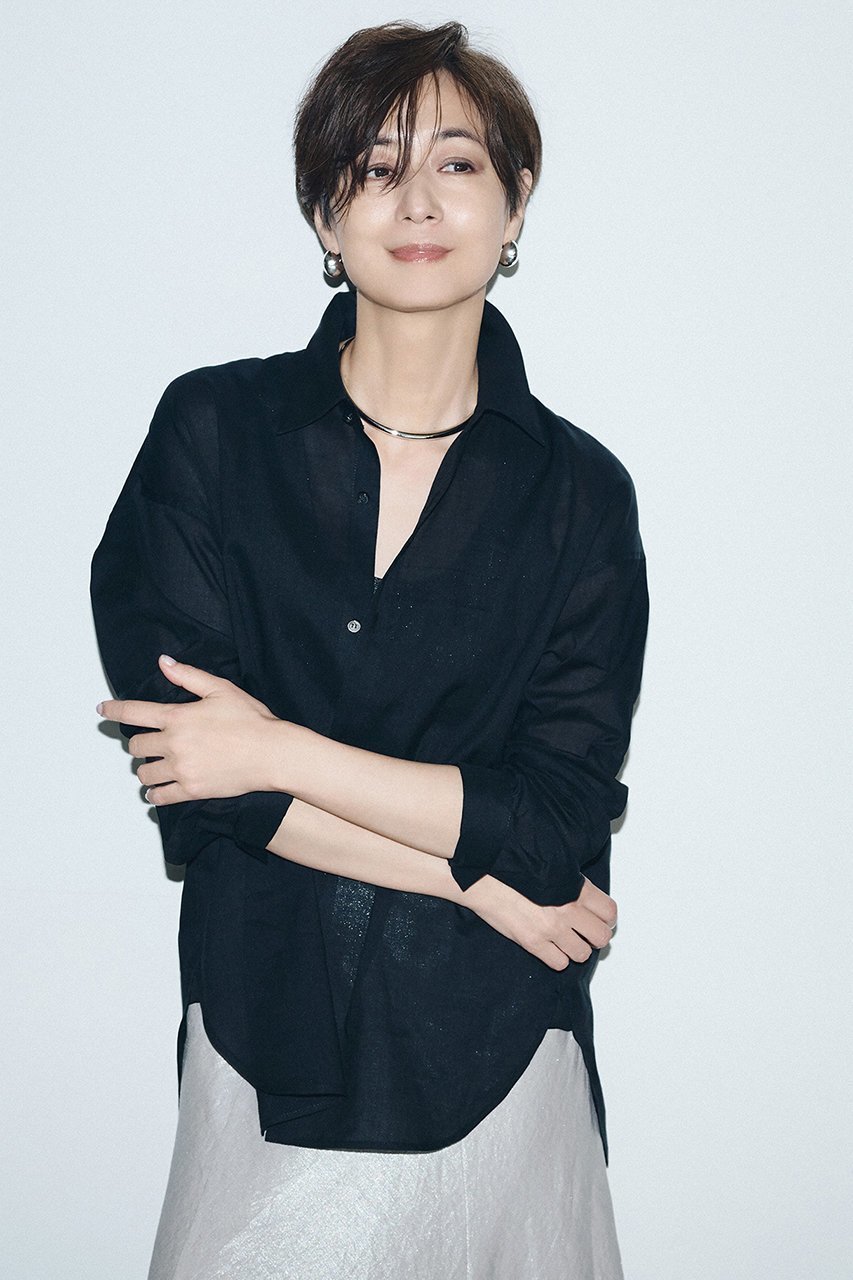 【プルミエ アロンディスモン/1er Arrondissement】の【富岡佳子×1er Arrondissement】ラミーコットンミニマルシャツ 人気、トレンドファッション・服の通販 founy(ファニー) 　ファッション　Fashion　レディースファッション　Fashion for Women　トップス・カットソー　Cut & Sew Tops　シャツ・ブラウス・オフィスカジュアル　Elegant Blouses & Button-Ups　スリーブ　Sleeve, Long Sleeve / Short Sleeve　ロング　Long, Long-Length　other-2|ID: prp329100004522275 ipo3291000000032813668