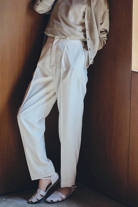 【プルミエ アロンディスモン/1er Arrondissement】 【富岡佳子×1er Arrondissement】ワンタックイージースラックス人気、トレンドファッション・服の通販 founy(ファニー) ファッション Fashion レディースファッション WOMEN パンツ Pants なめらか Smooth エレガント 上品 Elegant スラックス Slacks ハイライズ High Rise NEW・新作・新着・新入荷 New Arrivals |ID:prp329100004522277