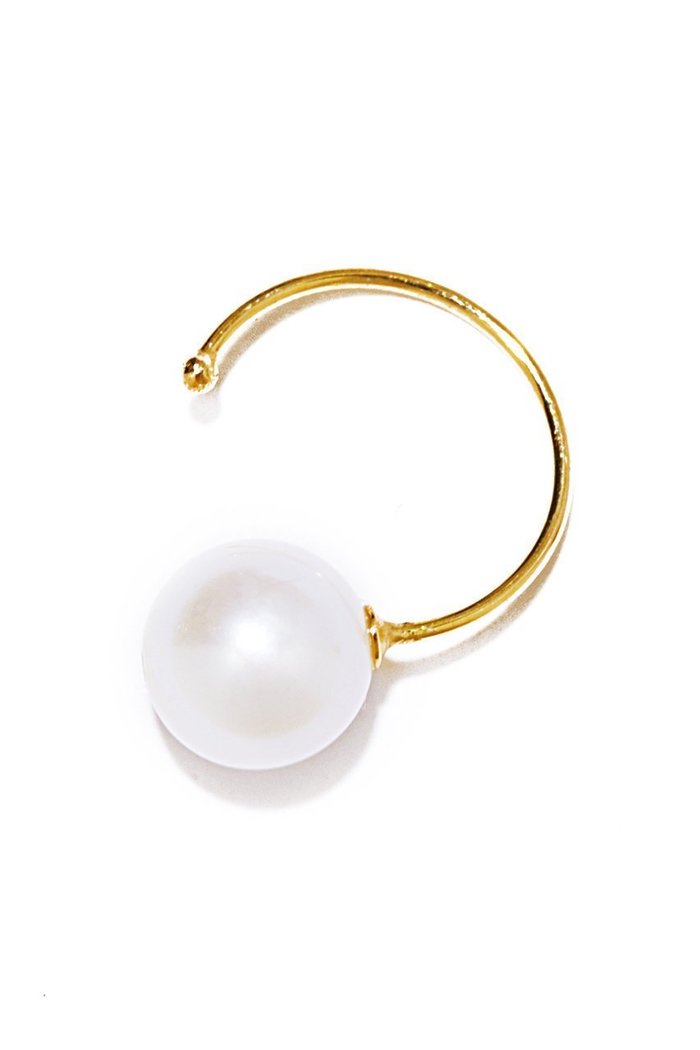 【ルボンボン/les bonbon】のsingle pearl イヤーカフ(片耳用) インテリア・キッズ・メンズ・レディースファッション・服の通販 founy(ファニー) https://founy.com/ ファッション Fashion レディースファッション WOMEN ジュエリー Jewelry リング Rings イヤリング Earrings イヤリング Earrings イヤーカフ Ear Cuff パール Pearl 片耳 One Ear |ID: prp329100004523571 ipo3291000000031998784
