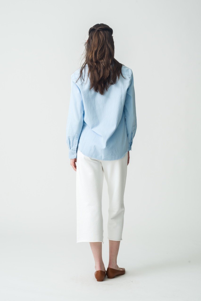 【フランク&アイリーン/Frank&Eileen】のEILEEN イタリアンフェイマスデニム カラーシャツ 人気、トレンドファッション・服の通販 founy(ファニー) 　ファッション　Fashion　レディースファッション　Fashion for Women　トップス・カットソー　Cut & Sew Tops　シャツ・ブラウス・オフィスカジュアル　Elegant Blouses & Button-Ups　シンプル　Simple, Minimal　スリーブ　Sleeve, Long Sleeve / Short Sleeve　ダメージ　Distressed, Destroyed　フレア　Flare, Flared　ポケット　Pocket, Pocket Detail　マニッシュ　Mannish, Boyish　ロング　Long, Long-Length　other-8|ID: prp329100004523718 ipo3291000000035559965