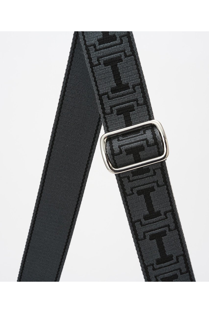 【イアクッチ/IACUCCI】のアーゴ ミディアムショルダー NYLON/CERVO 人気、トレンドファッション・服の通販 founy(ファニー) 　ファッション　Fashion　レディースファッション　Ladies' Fashion Online　エレガント 上品　Elegant　ショルダー　Shoulder　スクエア　Square　スタイリッシュ　Stylish　タオル　Towel　人気　Popularity　バランス　Balance　フォルム　Form　フラップ　Flap　フロント　Front　ポーチ　Pouch　日傘　Parasol　マグネット　Magnet　メタル　Metal　モダン　Modern　ワンポイント　One Point　夏　Summer　other-6|ID: prp329100004523768 ipo3291000000032000104