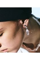 thumbnail other-2