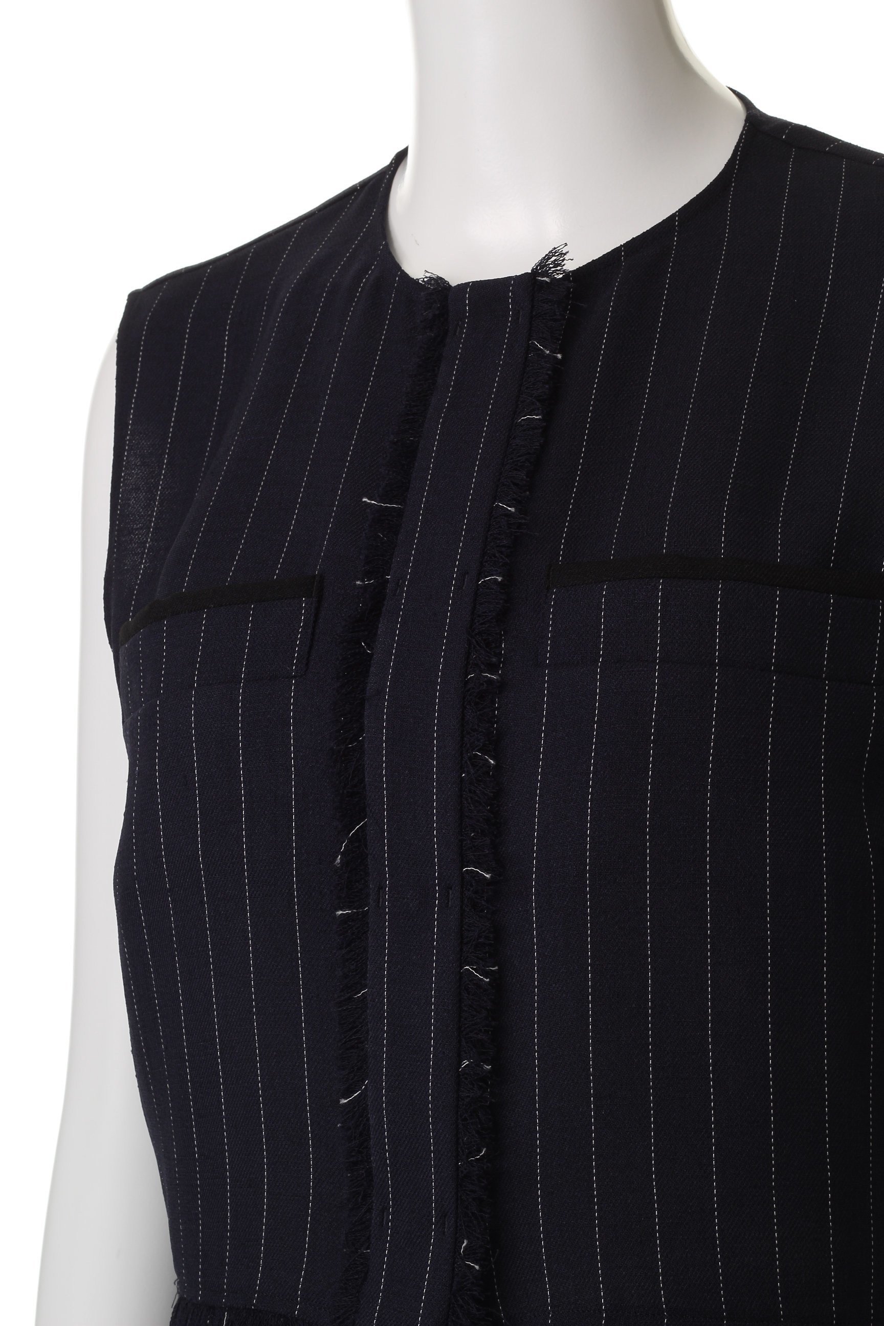 【アンクレイヴ/uncrave】のリネンライクツイル ジレブラウス 人気、トレンドファッション・服の通販 founy(ファニー) 　ファッション　Fashion　レディースファッション　Ladies' Fashion Online　アウター　Coat Outerwear　トップス・カットソー　Tops/Tshirt　キャミソール / ノースリーブ　No Sleeves　シャツ/ブラウス　Shirts/Blouses　ベスト/ジレ　Gilets/Vests　おすすめ　Recommend　コンパクト　Compact　シャンブレー　Chambray　セットアップ　Set Up　ツイード　Tweed　ノースリーブ　No Sleeve　バランス　Balance　ポケット　Pocket　ランダム　Random　リアル　Real　再入荷　Restock/Back In Stock/Re Arrival　夏　Summer　other-5|ID: prp329100004535014 ipo3291000000032138225