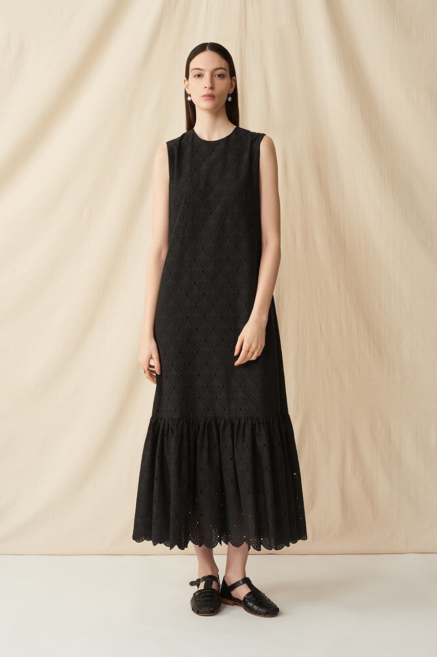 【マリハ/MARIHA】のドリーミングビューティドレス Lace Arabesque 人気、トレンドファッション・服の通販 founy(ファニー) 　ファッション　Fashion　レディースファッション　Fashion for Women　ワンピース　Dresses　フォーマル・パーティードレス・結婚式用ドレス　Elegant & Casual Dresses　チュニック　Tunic Tops & Dresses　エレガント 上品　Elegant　シューズ　Shoes, Footwear　チュニック　Tunic, Long Top　ドレス　Dress, One-Piece　パーティ　Party, Party Style　フリル　Frill, Ruffle　ロング　Long, Long-Length　羽織　Haori, Light Jacket　other-6|ID: prp329100004535045 ipo3291000000032785394