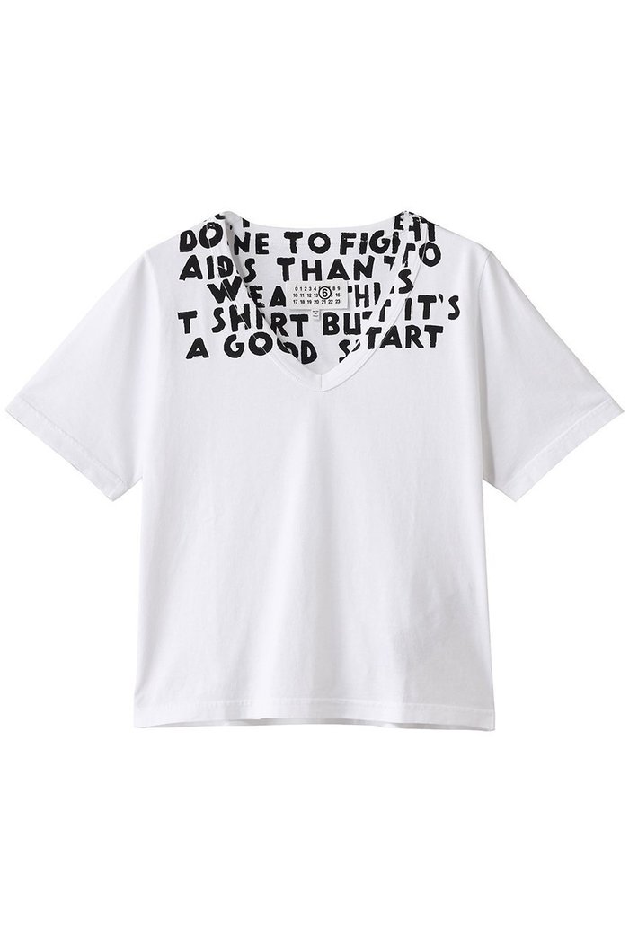 【エムエム6 メゾン マルタン マルジェラ/MM6 Maison Martin Margiela】のVネック プリントTシャツ インテリア・キッズ・メンズ・レディースファッション・服の通販 founy(ファニー) https://founy.com/ ファッション Fashion レディースファッション WOMEN トップス・カットソー Tops/Tshirt シャツ/ブラウス Shirts/Blouses ロング / Tシャツ T-Shirts カットソー Cut and Sewn Vネック V-Neck グラフィック Graphic コンパクト Compact サマー Summer ショート Short スタイリッシュ Stylish スリーブ Sleeve ハーフ Half プリント Print NEW・新作・新着・新入荷 New Arrivals |ID: prp329100004537201 ipo3291000000032061906