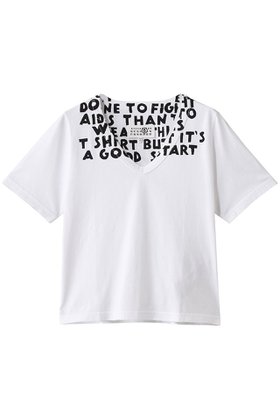【エムエム6 メゾン マルタン マルジェラ/MM6 Maison Martin Margiela】 Vネック プリントTシャツ人気、トレンドファッション・服の通販 founy(ファニー) ファッション Fashion レディースファッション WOMEN トップス・カットソー Tops/Tshirt シャツ/ブラウス Shirts/Blouses ロング / Tシャツ T-Shirts カットソー Cut and Sewn Vネック V-Neck グラフィック Graphic コンパクト Compact サマー Summer ショート Short スタイリッシュ Stylish スリーブ Sleeve ハーフ Half プリント Print NEW・新作・新着・新入荷 New Arrivals |ID:prp329100004537201