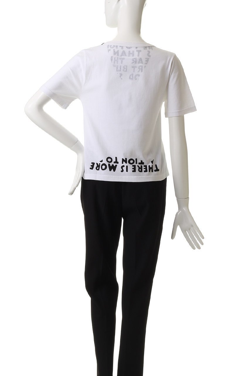 【エムエム6 メゾン マルタン マルジェラ/MM6 Maison Martin Margiela】のVネック プリントTシャツ 人気、トレンドファッション・服の通販 founy(ファニー) 　ファッション　Fashion　レディースファッション　WOMEN　トップス・カットソー　Tops/Tshirt　シャツ/ブラウス　Shirts/Blouses　ロング / Tシャツ　T-Shirts　カットソー　Cut and Sewn　Vネック　V-Neck　グラフィック　Graphic　コンパクト　Compact　サマー　Summer　ショート　Short　スタイリッシュ　Stylish　スリーブ　Sleeve　ハーフ　Half　プリント　Print　NEW・新作・新着・新入荷　New Arrivals　other-4|ID: prp329100004537201 ipo3291000000032061914