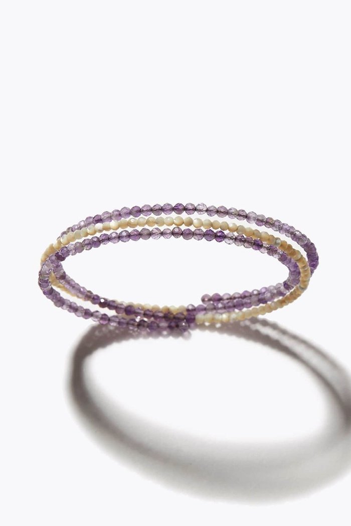 【アルティーダ ウード/ARTIDA OUD】の【5/22 0:00販売開始】amulette 「真実の愛を守りぬく」アメジスト MOP ブレスレット インテリア・キッズ・メンズ・レディースファッション・服の通販 founy(ファニー) https://founy.com/ ファッション Fashion レディースファッション WOMEN ジュエリー Jewelry ブレスレット Bracelets バングル Bangles パープル Purple ブレスレット Bracelet ワイヤー Wire NEW・新作・新着・新入荷 New Arrivals |ID: prp329100004539404 ipo3291000000032074064