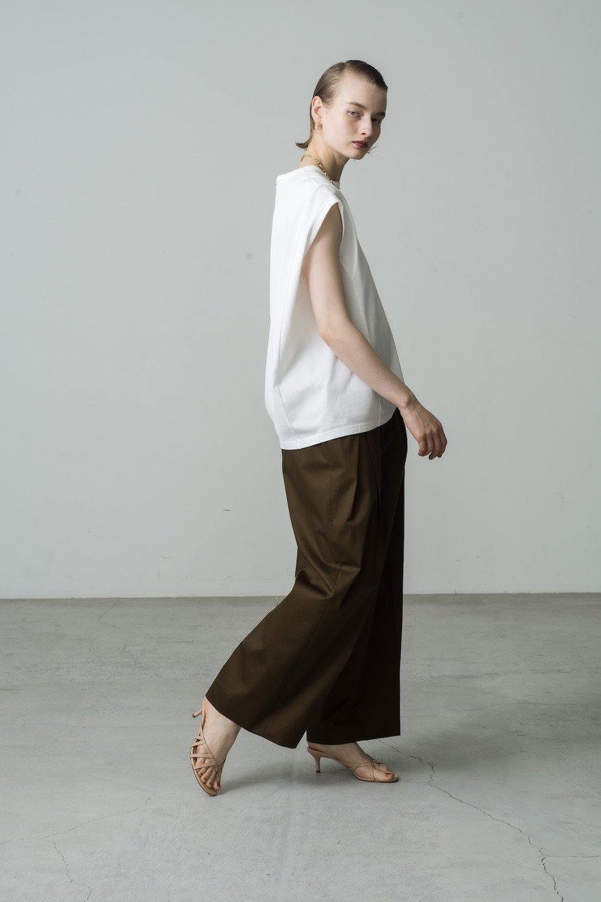 【エブール/ebure】の【店舗限定】ストレッチラチネ ワイドパンツ 人気、トレンドファッション・服の通販 founy(ファニー) 　ファッション　Fashion　レディースファッション　Fashion for Women　パンツ　Pants & Trousers　サンダル　Sandals, Summer Shoes　シューズ　Shoes, Footwear　ストレッチ　Stretch, Stretchy Fabric　スラックス　Slacks, Dress Pants　センター　Center, Center Line　フラット　Flat, Flat Shoes　フロント　Front, Front Design　ワイド　Wide, Wide Fit　other-8|ID: prp329100004541205 ipo3291000000035559415