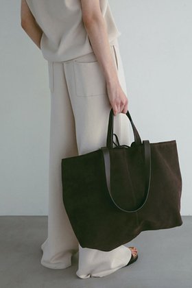 【エトレトウキョウ/ETRE TOKYO】 スウェードビッグトートバッグ人気、トレンドファッション・服の通販 founy(ファニー) ファッション Fashion レディースファッション WOMEN バッグ Bag ショート Short スウェード Suede ロング Long 再入荷 Restock/Back In Stock/Re Arrival |ID:prp329100004541333