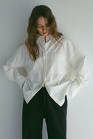 【エトレトウキョウ/ETRE TOKYO】のコンストラクトオーバーサイズシャツ 人気、トレンドファッション・服の通販 founy(ファニー) ファッション Fashion レディースファッション WOMEN トップス・カットソー Tops/Tshirt シャツ/ブラウス Shirts/Blouses スリーブ Sleeve フロント Front リラックス Relax ロング Long ワンポイント One Point エレガント 上品 Elegant NEW・新作・新着・新入荷 New Arrivals |ID:prp329100004541336