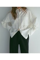 【エトレトウキョウ/ETRE TOKYO】のコンストラクトオーバーサイズシャツ 人気、トレンドファッション・服の通販 founy(ファニー) ファッション Fashion レディースファッション WOMEN トップス・カットソー Tops/Tshirt シャツ/ブラウス Shirts/Blouses スリーブ Sleeve フロント Front リラックス Relax ロング Long ワンポイント One Point エレガント 上品 Elegant NEW・新作・新着・新入荷 New Arrivals thumbnail ホワイト|ID: prp329100004541336 ipo3291000000032086284