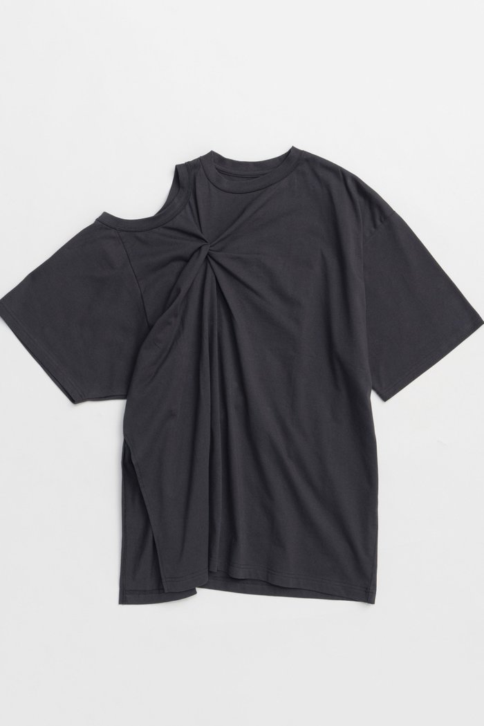 【メゾンスペシャル/MAISON SPECIAL】のMultiway Twist T-shirt/マルチウェイツイストTシャツ インテリア・キッズ・メンズ・レディースファッション・服の通販 founy(ファニー) https://founy.com/ ファッション Fashion レディースファッション WOMEN トップス・カットソー Tops/Tshirt シャツ/ブラウス Shirts/Blouses ロング / Tシャツ T-Shirts カットソー Cut and Sewn ショート Short スリーブ Sleeve ツイスト Twist ドレープ Drape ノースリーブ No Sleeve ビッグ Big NEW・新作・新着・新入荷 New Arrivals |ID: prp329100004544553 ipo3291000000032113108