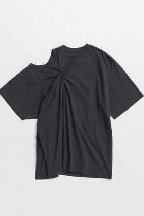 【メゾンスペシャル/MAISON SPECIAL】のMultiway Twist T-shirt/マルチウェイツイストTシャツ 人気、トレンドファッション・服の通販 founy(ファニー) ファッション Fashion レディースファッション WOMEN トップス・カットソー Tops/Tshirt シャツ/ブラウス Shirts/Blouses ロング / Tシャツ T-Shirts カットソー Cut and Sewn ショート Short スリーブ Sleeve ツイスト Twist ドレープ Drape ノースリーブ No Sleeve ビッグ Big NEW・新作・新着・新入荷 New Arrivals |ID:prp329100004544553