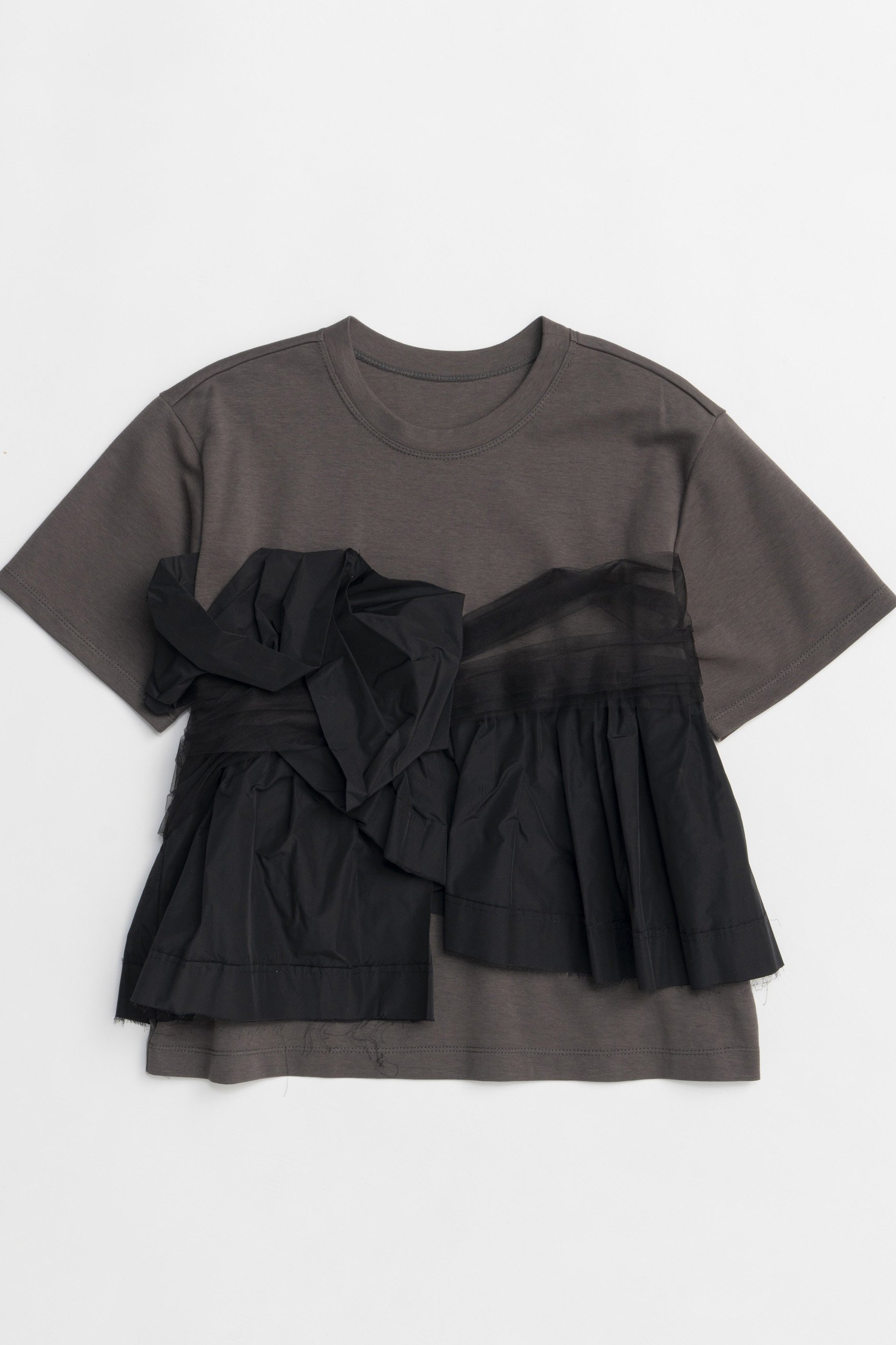 【メゾンスペシャル/MAISON SPECIAL】のDocking Twisted T-shirt/ドッキングツイステッドTシャツ インテリア・キッズ・メンズ・レディースファッション・服の通販 founy(ファニー) 　ファッション　Fashion　レディースファッション　WOMEN　トップス・カットソー　Tops/Tshirt　シャツ/ブラウス　Shirts/Blouses　ロング / Tシャツ　T-Shirts　カットソー　Cut and Sewn　カットソー　Cut And Sew　ショート　Short　スリーブ　Sleeve　タフタ　Taffeta　チュール　Tulle　ビスチェ　Bustier　ボトム　Bottom　夏　Summer　エレガント 上品　Elegant　NEW・新作・新着・新入荷　New Arrivals　GRY(グレー)|ID: prp329100004544554 ipo3291000000032113117