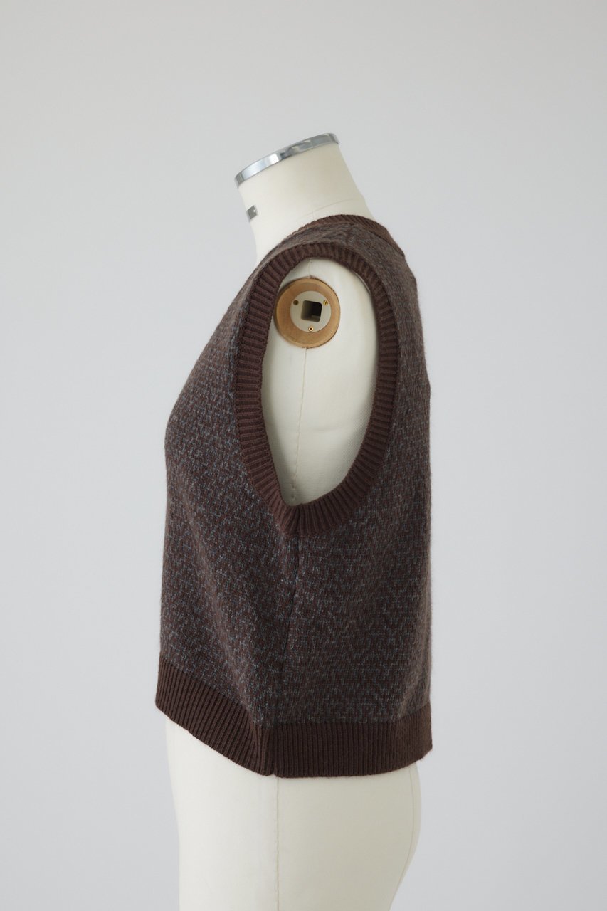 【リムアーク/RIM.ARK】のClassical knit vest/ベスト 人気、トレンドファッション・服の通販 founy(ファニー) 　ファッション　Fashion　レディースファッション　Fashion for Women　トップス・カットソー　Cut & Sew Tops　ニット　Knit Tops & Sweaters　ベスト&ジレ / 重ね着スタイル　Vests & Gilets　カジュアルプルオーバー・ニットトップス　Pullovers & Knit Tops / Casual Pullovers　2025年　2025　2025-2026秋冬・A/W　Autumn/Winter 2025–26 AW25–26　クラシカル　Classical, Vintage-Inspired　コンパクト　Compact, Small Size　ベスト　Vest, Waistcoat　秋　Autumn　A/W・秋冬　Autumn/Winter　other-5|ID: prp329100004546609 ipo3291000000032808905