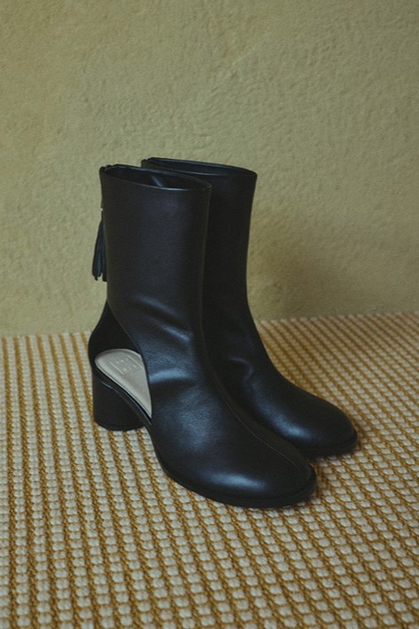 【リムアーク/RIM.ARK】のLeather cutting boots sandal/サンダル 人気、トレンドファッション・服の通販 founy(ファニー) 　ファッション　Fashion　レディースファッション　WOMEN　2025年　2025　カッティング　Cutting　サンダル　Sandals　シンプル　Simple　バランス　Balance　フリンジ　Fringe　A/W・秋冬　Aw・Autumn/Winter・Fw・Fall-Winter　other-8|ID: prp329100004546611 ipo3291000000032124717