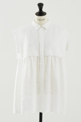 【デザイン ワークス/DESIGN WORKS】 リネンスカラップノースリーブシャツ人気、トレンドファッション・服の通販 founy(ファニー) ファッション Fashion レディースファッション WOMEN トップス・カットソー Tops/Tshirt キャミソール / ノースリーブ No Sleeves シャツ/ブラウス Shirts/Blouses おすすめ Recommend ギャザー Gather シアー Sheer シンプル Simple スカラップ Scalloped ノースリーブ No Sleeve ボトム Bottom ヨーク Yoke リネン Linen NEW・新作・新着・新入荷 New Arrivals |ID:prp329100004547667