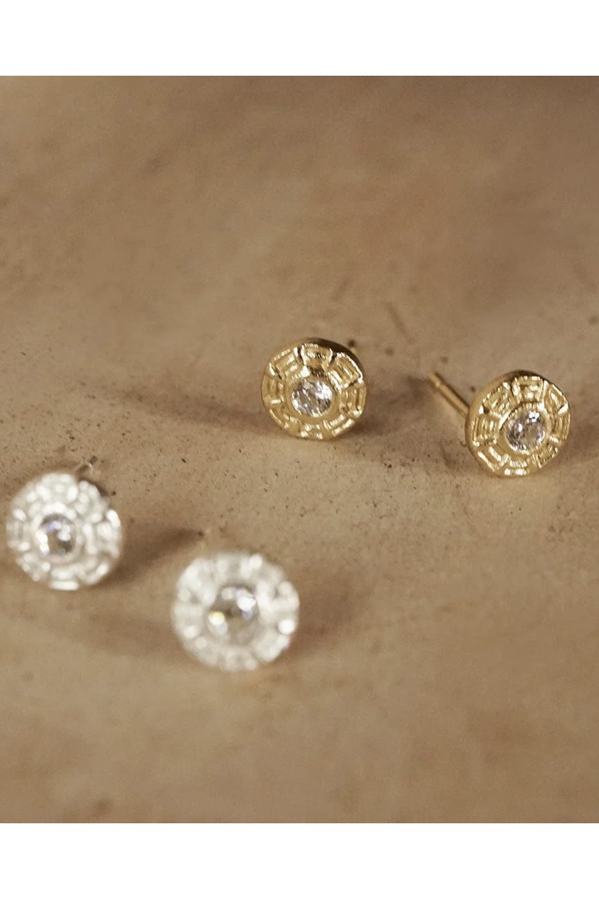 【デイジー ロンドン/DAISY LONDON】のApollo Sparkle Stud ピアス 人気、トレンドファッション・服の通販 founy(ファニー) 　ファッション　Fashion　レディースファッション　Fashion for Women　ジュエリー　Jewelry　ファッションリング　Fashion Rings　イヤリング・フープ・ドロップタイプ　Hoop, Drop & Clip Earrings　イヤリング　Earrings　コレクション　Collection, Seasonal Line　テクスチャー　Texture, Textured Fabric　ボックス　Boxy, Box Shape　ポーチ　Pouch, Small Case　旅行　Travel　春　Spring　other-7|ID: prp329100004547696 ipo3291000000032164578