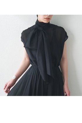 【ウィムガゼット/Whim Gazette】 シルクローンノースリーブブラウス人気、トレンドファッション・服の通販 founy(ファニー) ファッション Fashion レディースファッション WOMEN トップス・カットソー Tops/Tshirt キャミソール / ノースリーブ No Sleeves シャツ/ブラウス Shirts/Blouses おすすめ Recommend エレガント 上品 Elegant シルク Silk シンプル Simple スリーブ Sleeve セットアップ Set Up ノースリーブ No Sleeve フレンチ French ボトム Bottom NEW・新作・新着・新入荷 New Arrivals |ID:prp329100004550946