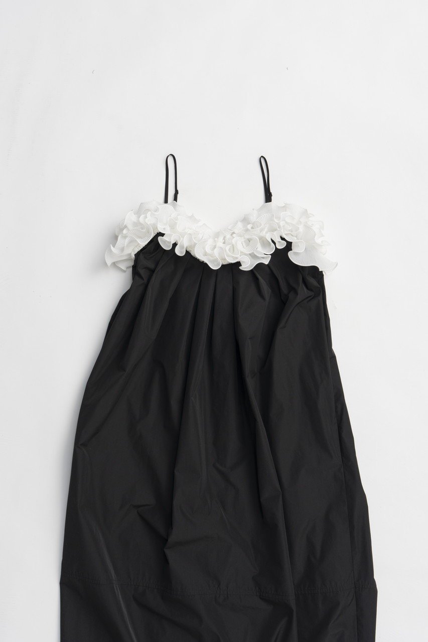 【プランク プロジェクト/PRANK PROJECT】のラッフルバルーンドレス / Ruffle Balloon Dress 人気、トレンドファッション・服の通販 founy(ファニー) 　ファッション　Fashion　レディースファッション　WOMEN　ワンピース　Dress　ドレス　Party Dresses　チュニック　Tunic　おすすめ　Recommend　インナー　Inner　オケージョン　Occasion　カットソー　Cut And Sew　タフタ　Taffeta　ダウン　Down　チュニック　Tunic　ドレス　Dress　フォルム　Form　ラッフル　Raffle　ラップ　Wrap　ロング　Long　NEW・新作・新着・新入荷　New Arrivals　other-2|ID: prp329100004550977 ipo3291000000032163961