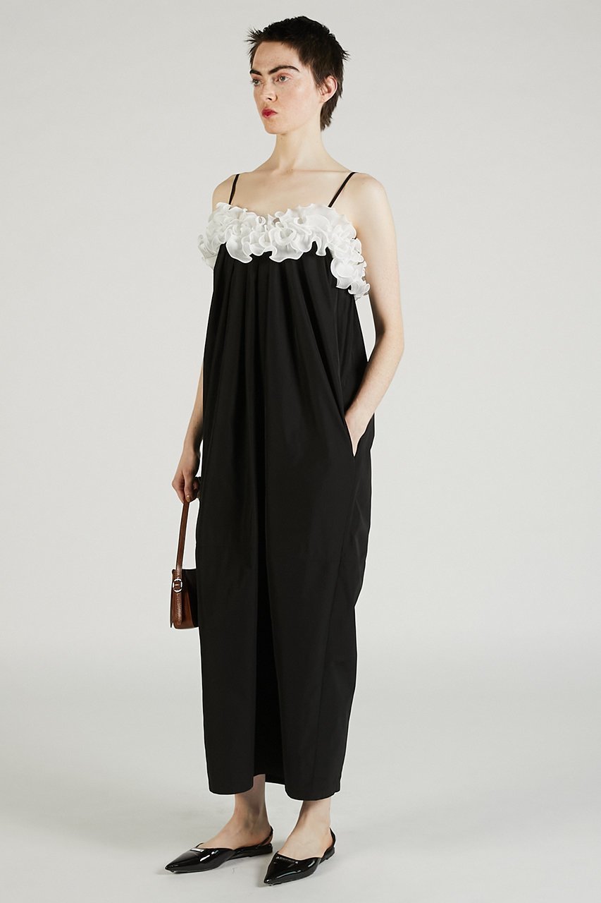 【プランク プロジェクト/PRANK PROJECT】のラッフルバルーンドレス / Ruffle Balloon Dress 人気、トレンドファッション・服の通販 founy(ファニー) 　ファッション　Fashion　レディースファッション　WOMEN　ワンピース　Dress　ドレス　Party Dresses　チュニック　Tunic　おすすめ　Recommend　インナー　Inner　オケージョン　Occasion　カットソー　Cut And Sew　タフタ　Taffeta　ダウン　Down　チュニック　Tunic　ドレス　Dress　フォルム　Form　ラッフル　Raffle　ラップ　Wrap　ロング　Long　NEW・新作・新着・新入荷　New Arrivals　other-8|ID: prp329100004550977 ipo3291000000032163970