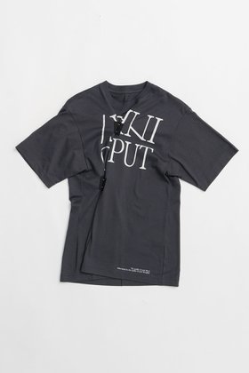【プランク プロジェクト/PRANK PROJECT】のツイストロゴトップ / Twisted Logo Top 人気、トレンドファッション・服の通販 founy(ファニー) ファッション Fashion レディースファッション Ladies' Fashion Online トップス・カットソー Tops/Tshirt シャツ/ブラウス Shirts/Blouses ロング / Tシャツ T-Shirts カットソー Cut and Sewn アシンメトリー Asymmetry グラフィック Graphic シェイプ Shape ショート Short スリーブ Sleeve ボトム Bottom ワイド Wide |ID:prp329100004551004